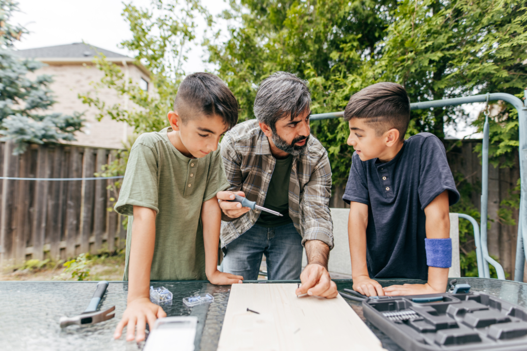 Home Repair 101: Basic DIY Skills to Teach Your Teens
